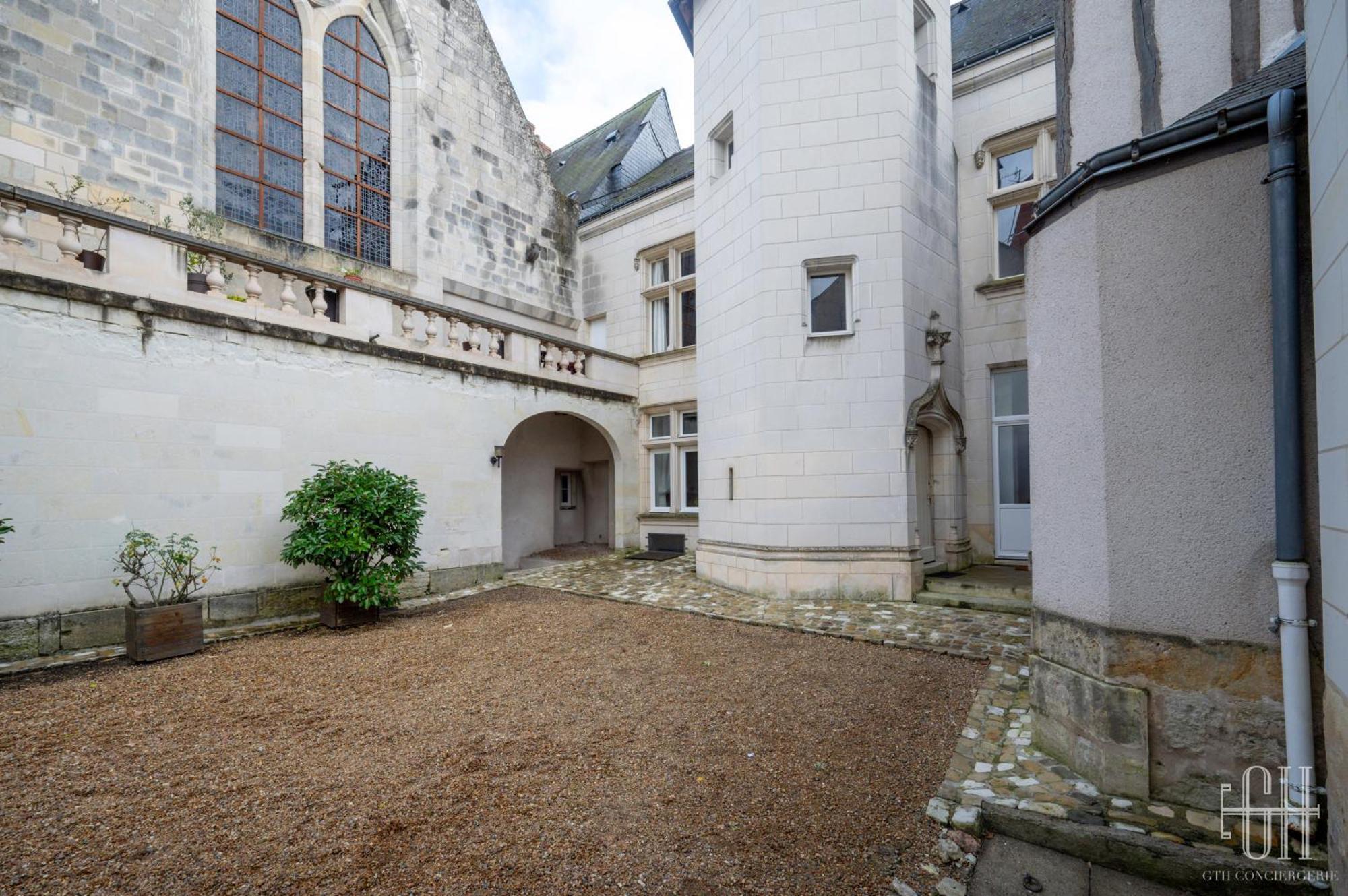 L'Historique / Basilique St Martin Lägenhet Tours Exteriör bild